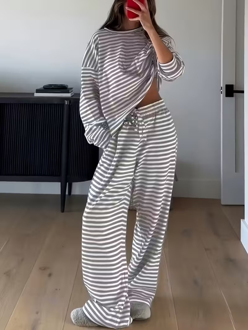 Wallpaper - 2026 Autumn Winter New Women Striped