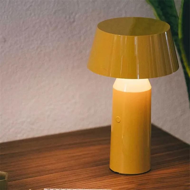 Modern Creative LED Desk Lamp  - огляд і ціна Light Switch